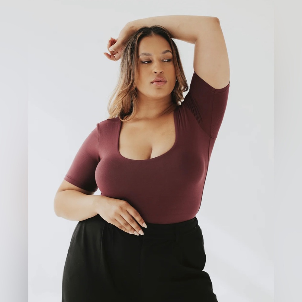 Klassy Network | Quarter Sleeve Scoop Bramisuit - Burgandy 🍇